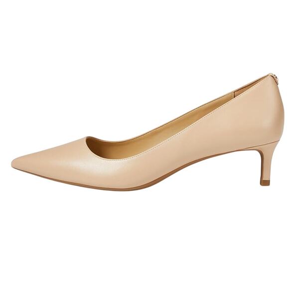 Michael Kors Womens Alina Flex Kitten Pump US 7 M Blush Beige Leather NIB - Picture 2 of 13